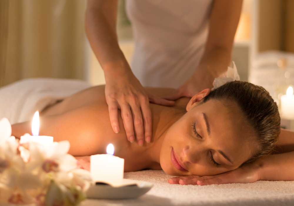 Características del curso de masajes Cecati